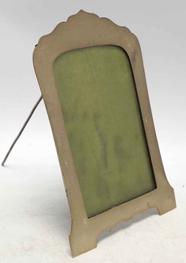 An early 20th century Chinese plain white metal mounted photograph frame, by Wang Hing, 18.7cm. Condition - fair